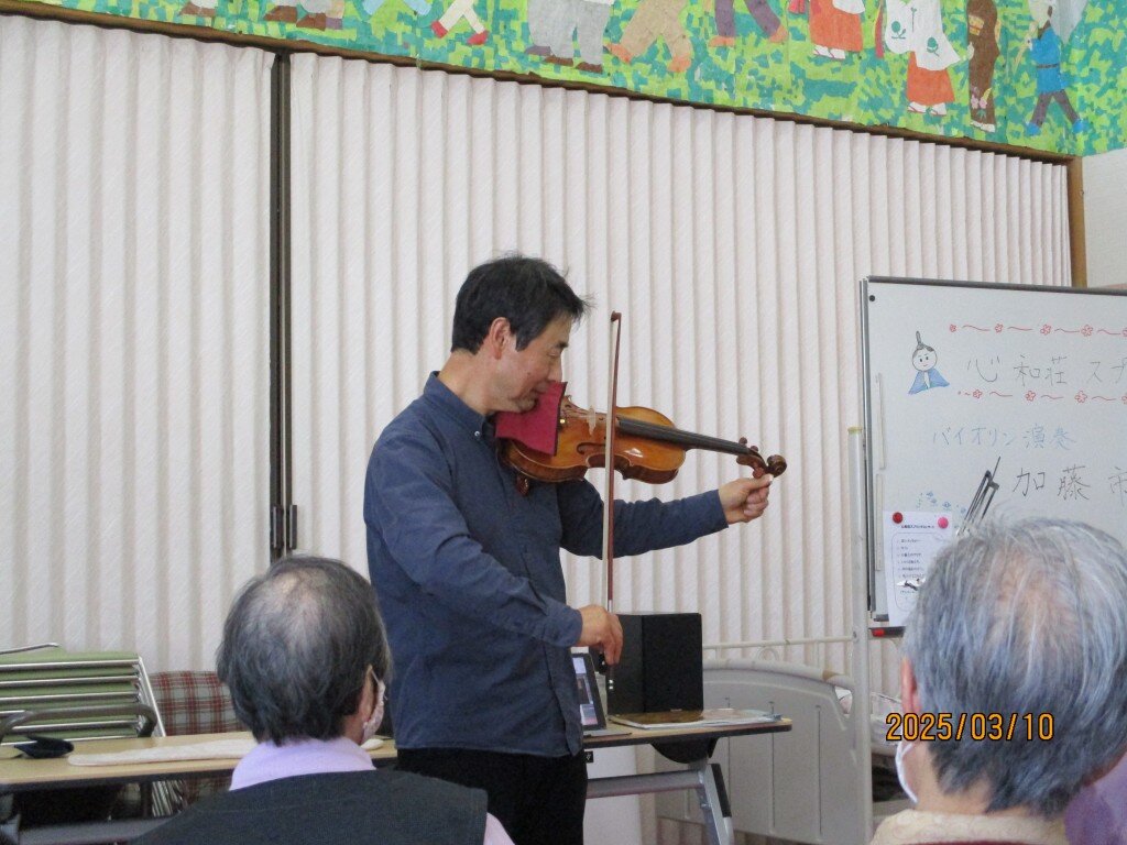 バイオリンの演奏